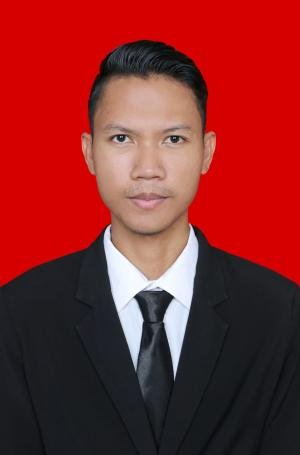 Foto va videolarda jinsiy ayol Qurolli yalangoch ayol